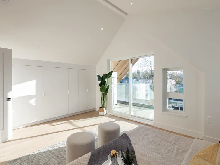 32 E 37th Avenue, Vancouver, BC, V5W 1E2 - 24