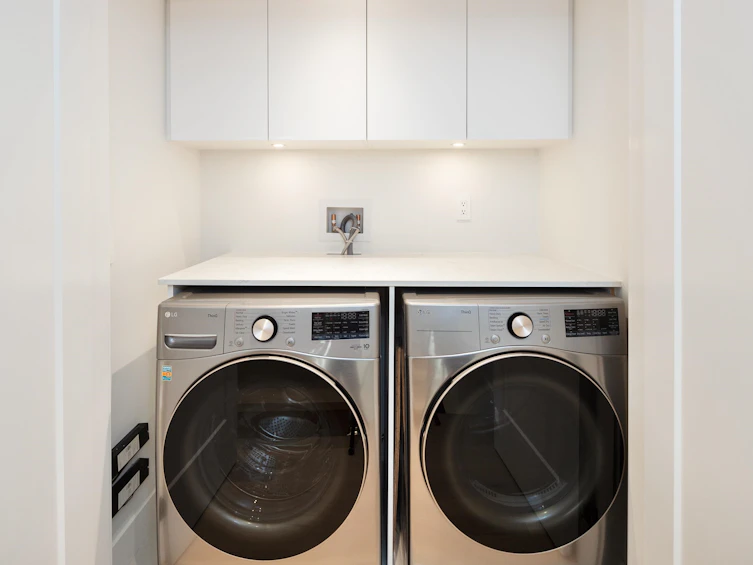 32 E 37th Avenue, Vancouver, BC, V5W 1E2 - 27