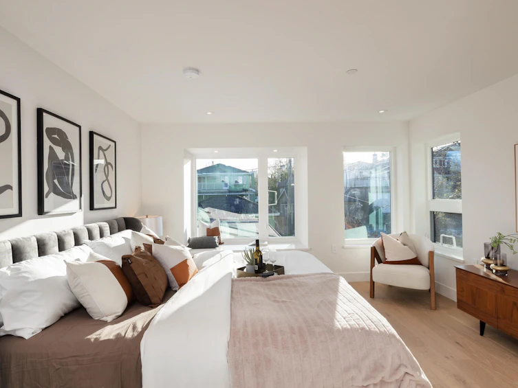 32 E 37th Avenue, Vancouver, BC, V5W 1E2 - 31