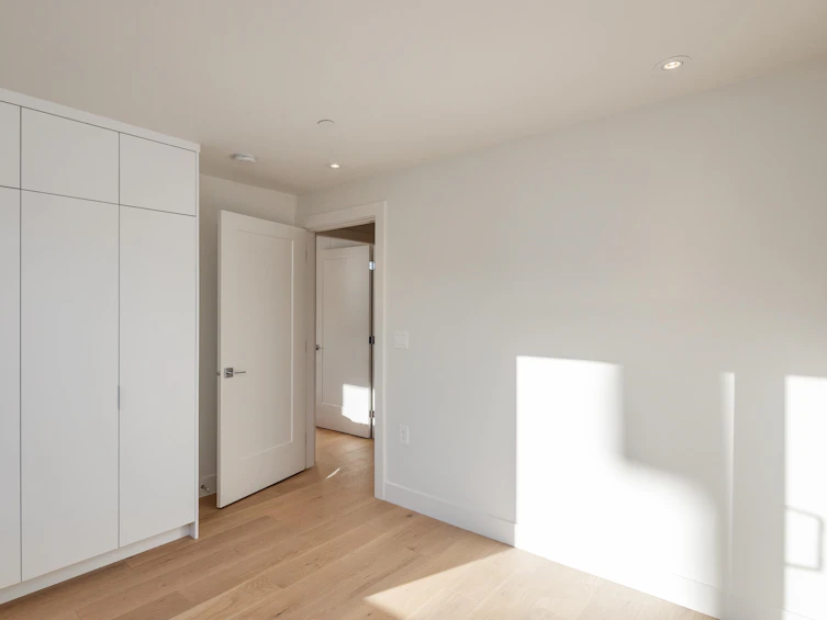 32 E 37th Avenue, Vancouver, BC, V5W 1E2 - 30