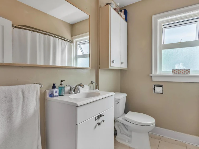 1958 W 12th Avenue, Vancouver, BC, V6J 2E9 - 24