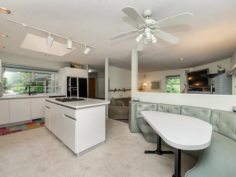 261 Strong Road, Port Moody, BC, V3H 3C8 - 5