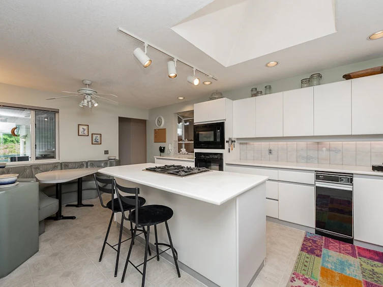 261 Strong Road, Port Moody, BC, V3H 3C8 - 3