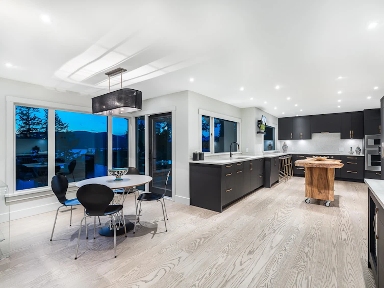 6242 St. Georges Crescent, West Vancouver, BC, V7W 1Z2 - 11