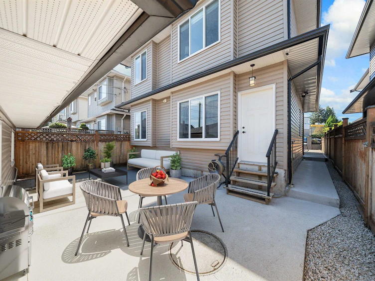 2-4685 Canada Way, Burnaby, BC, V5G 1K9 - 27