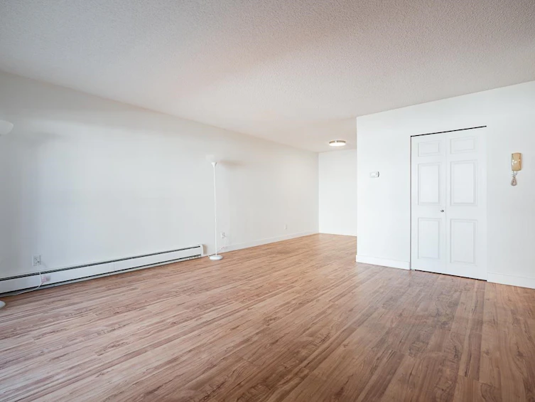 208-1550 Chesterfield Avenue, North Vancouver, BC, V7M 2N6 - 17