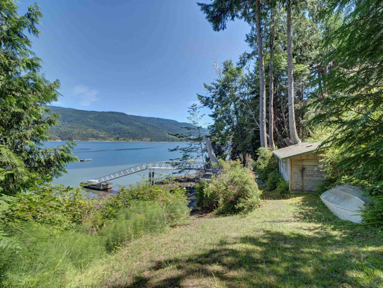 6448 N Gale Avenue, Sechelt, BC, V7Z 0L1 - 12