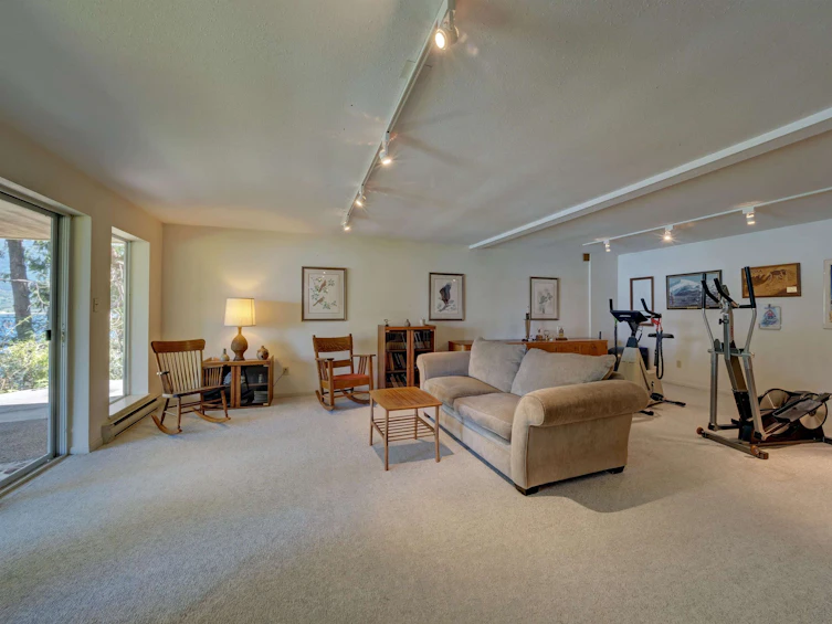 6448 N Gale Avenue, Sechelt, BC, V7Z 0L1 - 31