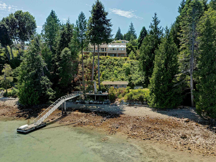 6448 N Gale Avenue, Sechelt, BC, V7Z 0L1 - 4