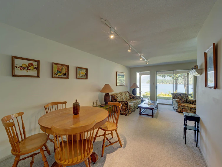 6448 N Gale Avenue, Sechelt, BC, V7Z 0L1 - 34