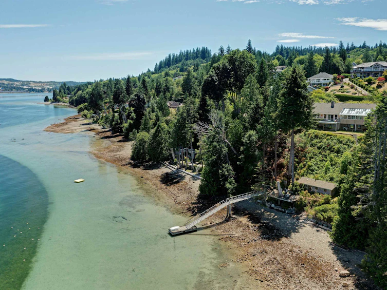 6448 N Gale Avenue, Sechelt, BC, V7Z 0L1 - 11
