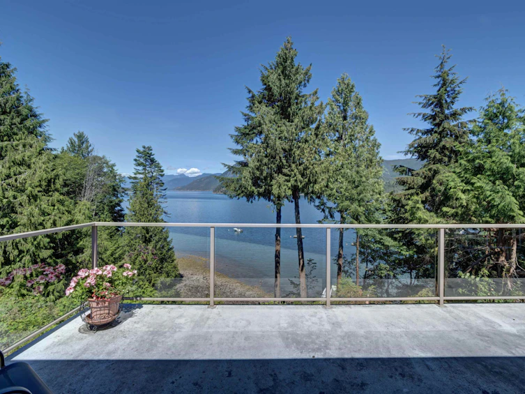 6448 N Gale Avenue, Sechelt, BC, V7Z 0L1 - 16