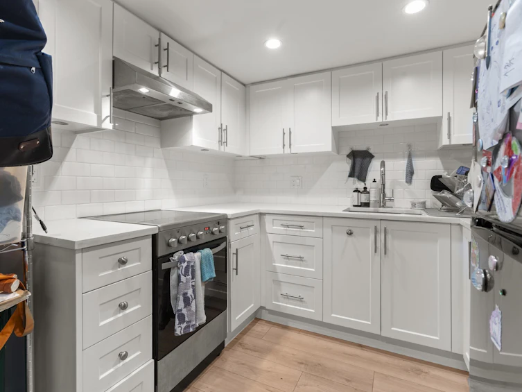 508 Hawks Avenue, Vancouver, BC, V6A 3H9 - 25