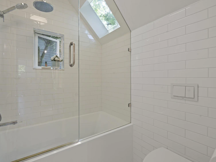 508 Hawks Avenue, Vancouver, BC, V6A 3H9 - 22