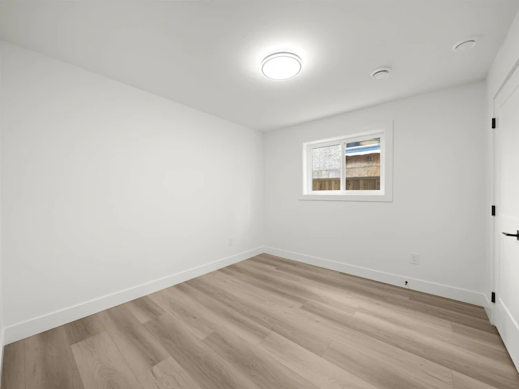 1-26725 Fraser Highway, Langley, BC, V4W 3L1 - 35