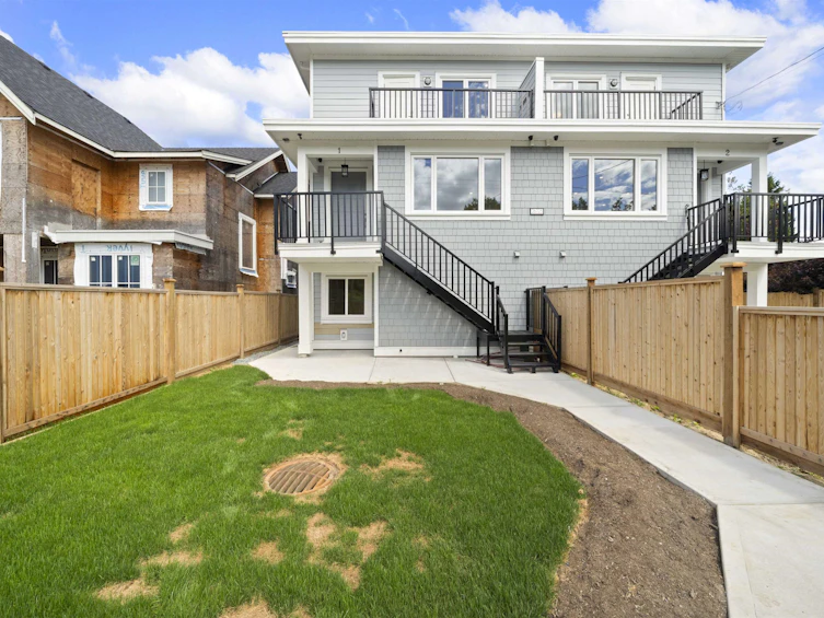 1-26725 Fraser Highway, Langley, BC, V4W 3L1 - 2