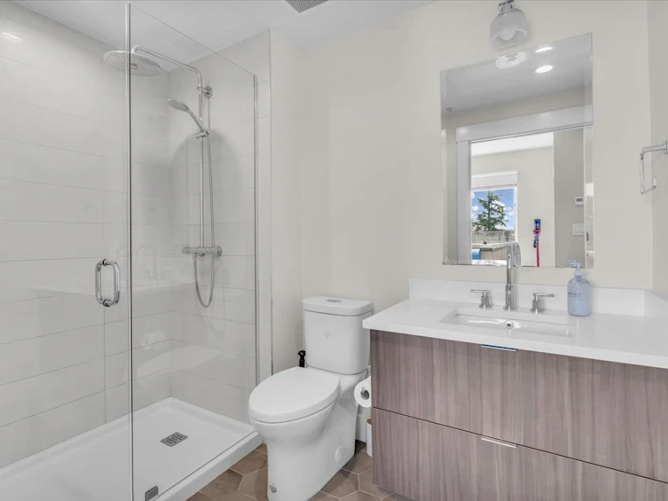211-1496 Charlotte Road, North Vancouver, BC, V7J 0C9 - 19