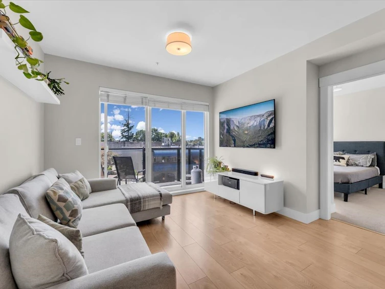 211-1496 Charlotte Road, North Vancouver, BC, V7J 0C9 - 7