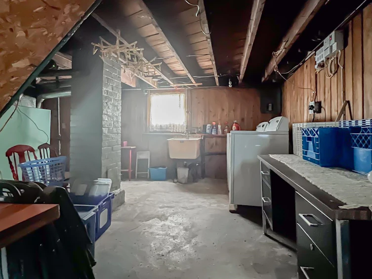 3464 Oxford Street, Vancouver, BC, V5K 1N9 - 22