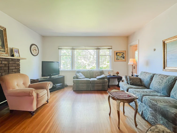 3464 Oxford Street, Vancouver, BC, V5K 1N9 - 5