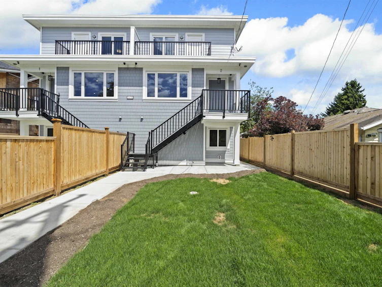 2-26725 Fraser Highway, Langley, BC, V4W 3L1