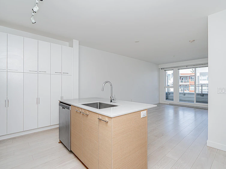 508-13963 105 Boulevard, Surrey, BC, V3T 0M9 - 8