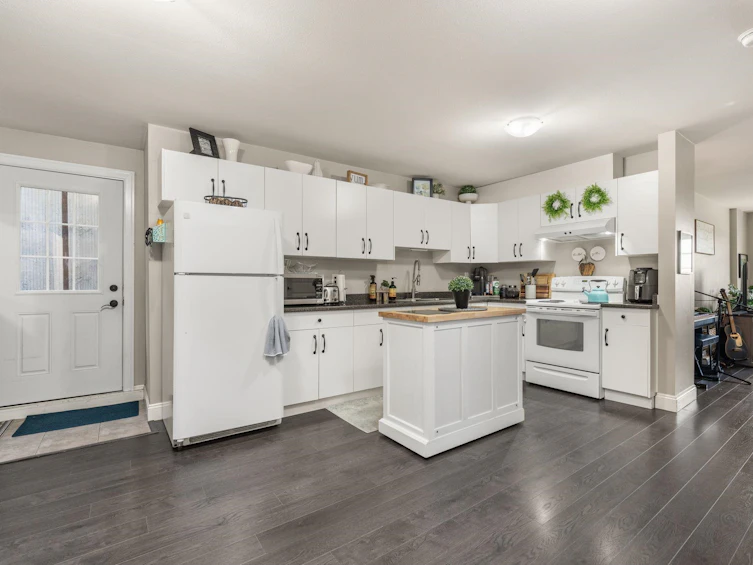 33765 Knight Avenue, Mission, BC, V2V 7C7 - 32