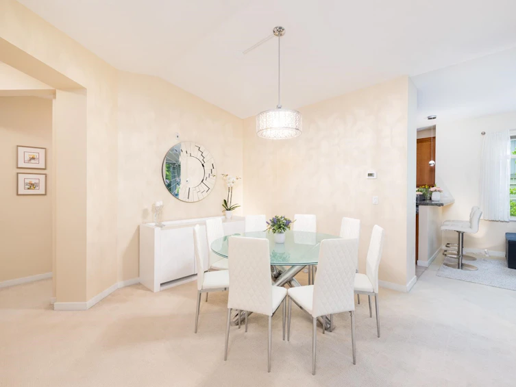 202-3125 Capilano Crescent, North Vancouver, BC, V7R 4X5 - 12