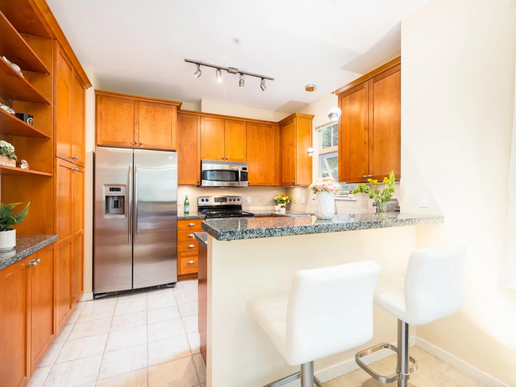 202-3125 Capilano Crescent, North Vancouver, BC, V7R 4X5 - 21