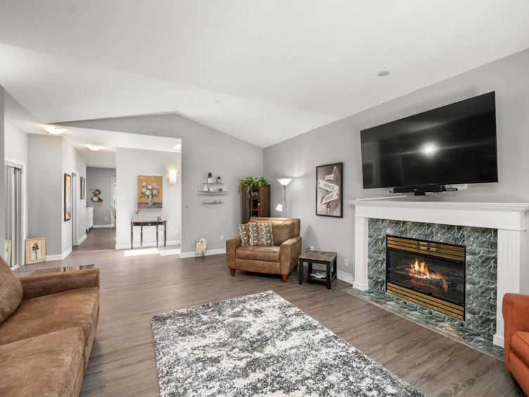 8-18939 65 Avenue, Surrey, BC, V3S 2Y8 - 14