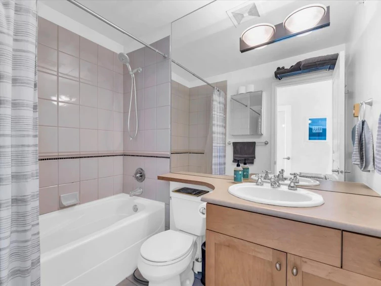 25-288 St. Davids Avenue, North Vancouver, BC, V7L 4X2 - 19