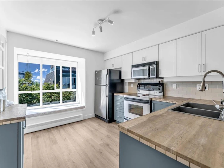 25-288 St. Davids Avenue, North Vancouver, BC, V7L 4X2 - 8