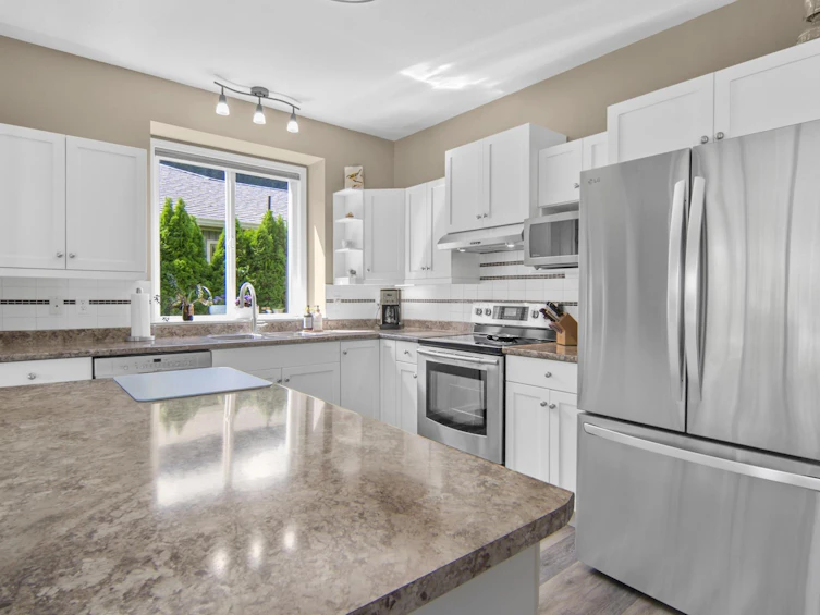 230 Balsam Avenue, Harrison Hot Springs, BC, V0M 1K0 - 8