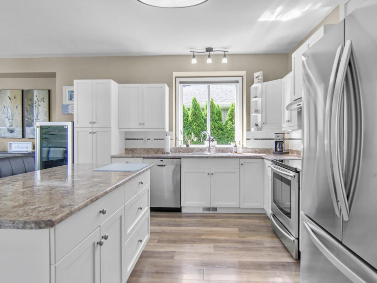 230 Balsam Avenue, Harrison Hot Springs, BC, V0M 1K0 - 9