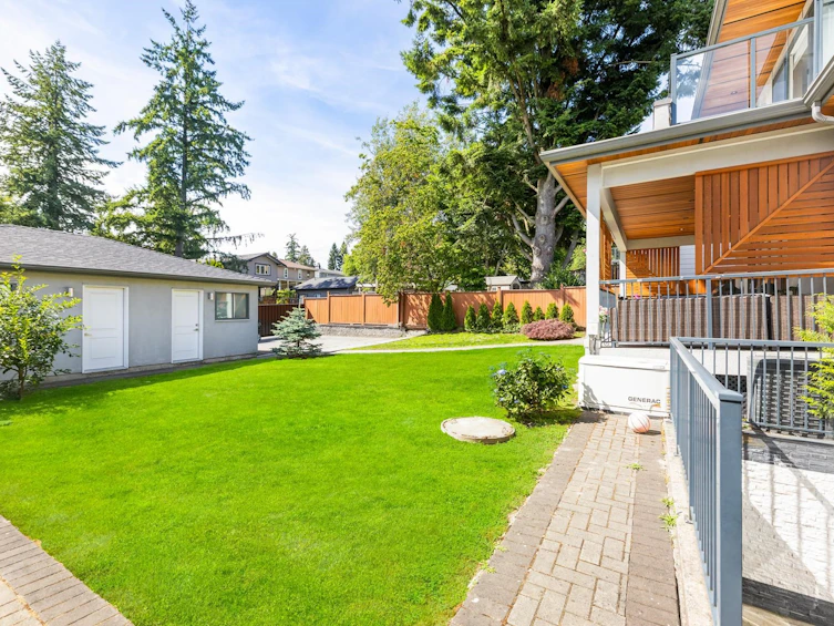 2553 Western Avenue, North Vancouver, BC, V7N 3L2 - 34