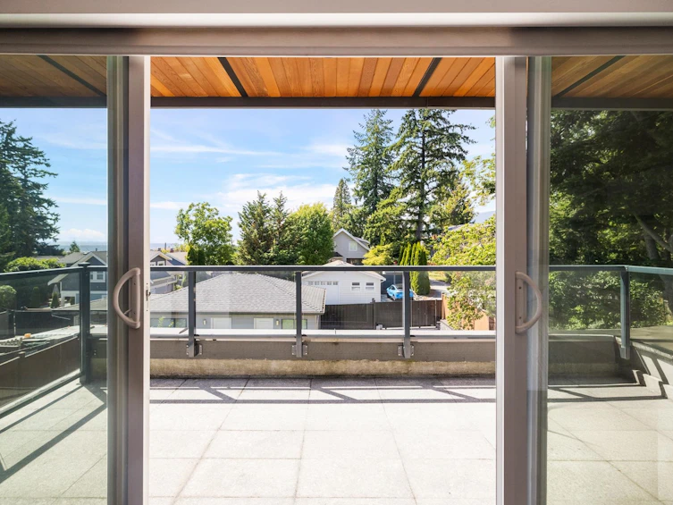 2553 Western Avenue, North Vancouver, BC, V7N 3L2 - 17