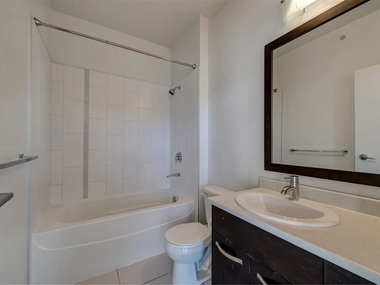 401-33538 Marshall Road, Abbotsford, BC, V4W 3N2 - 16