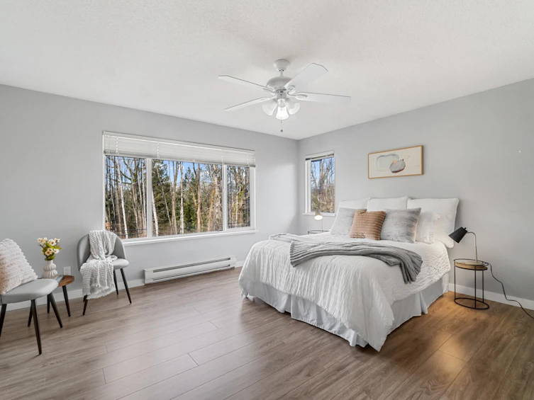 9152 Klenner Drive, Burnaby, BC, V3N 4E8 - 20