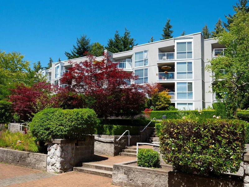 111 - 8460 Jellicoe Street, Vancouver BC V5S 4S8
