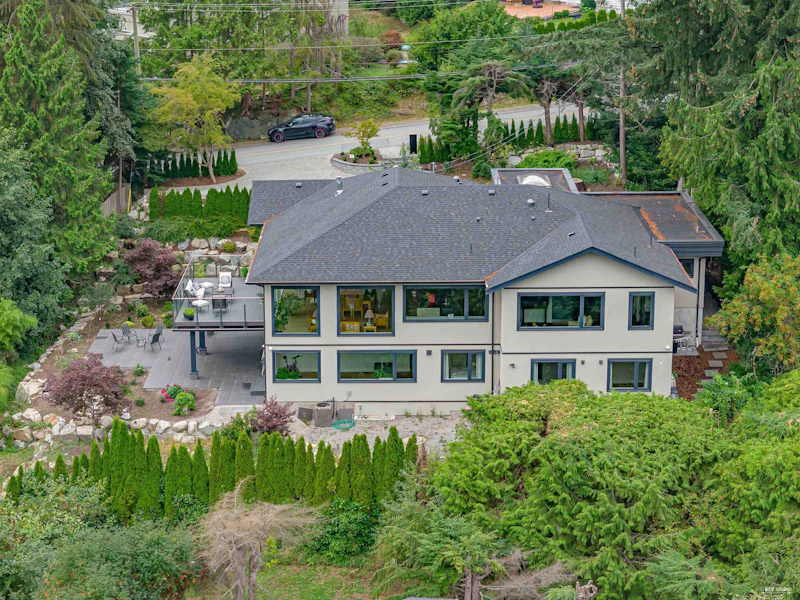 558 St. Andrews Road, West Vancouver BC V7S 1V2