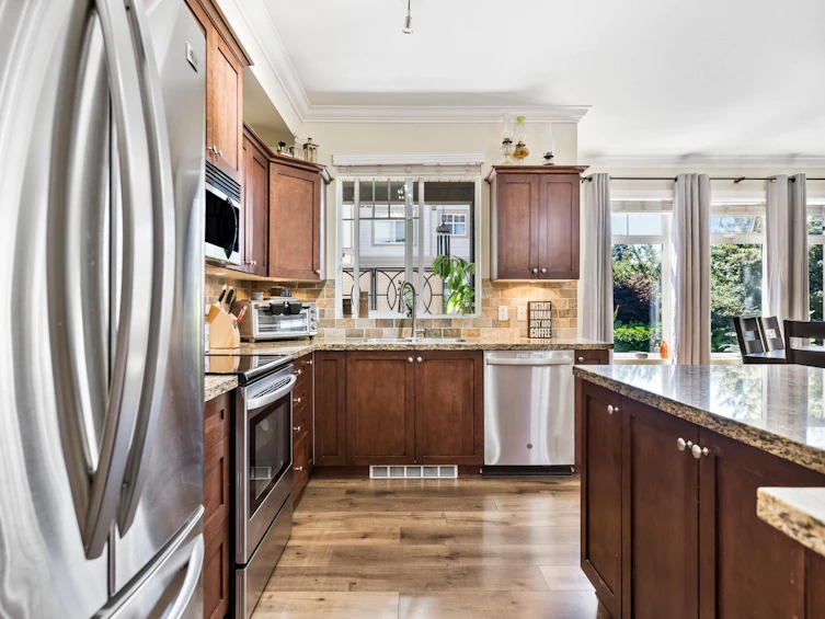 218-12258 224 Street, Maple Ridge, BC, V2X 8Y7 - 8