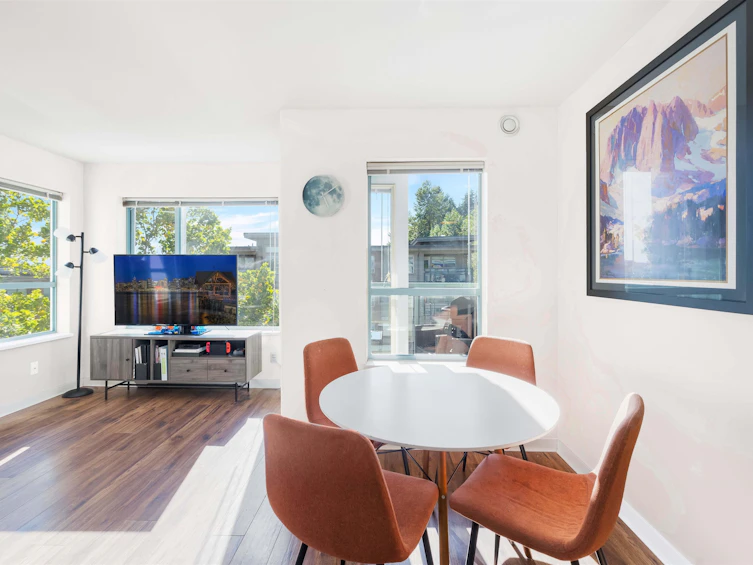 302-1085 W 17th Street, North Vancouver, BC, V7P 3R3 - 7