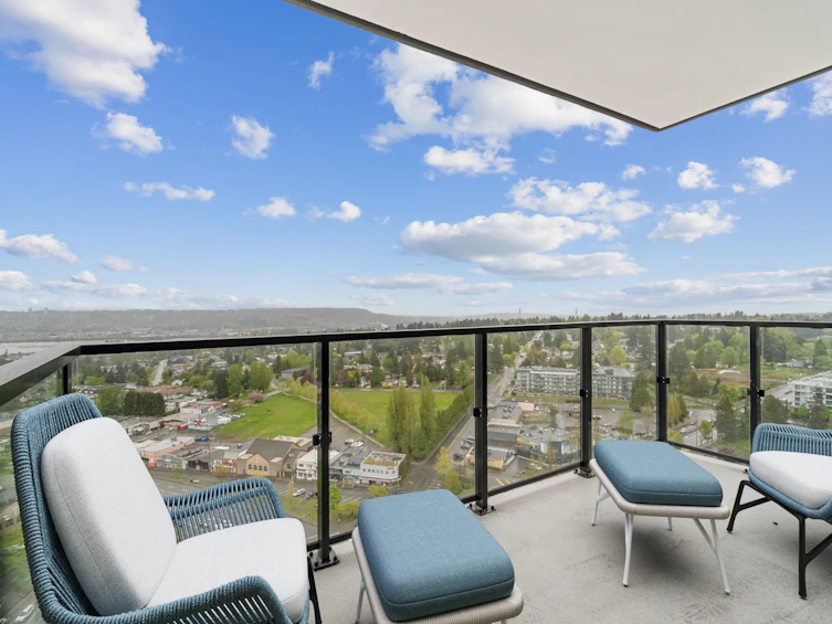 2402-10750 135a Street, Surrey, BC, V3T 0A4 - 2