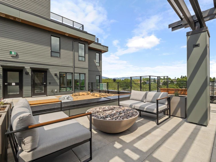605-2450 Garden Drive, Vancouver, BC, V5N 0K1 - 24