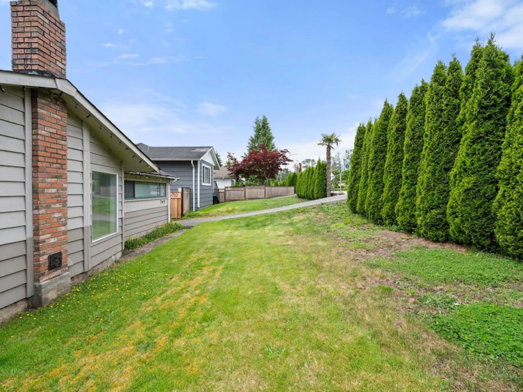 765 Lynn Valley Road, North Vancouver, BC, V7J 1Z5 - 4