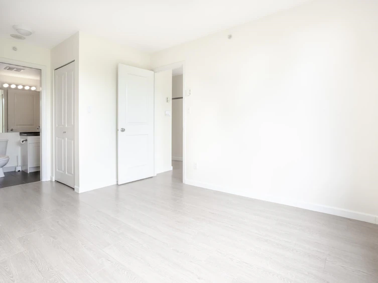 408-3520 Crowley Drive, Vancouver, BC, V5R 6G9 - 13
