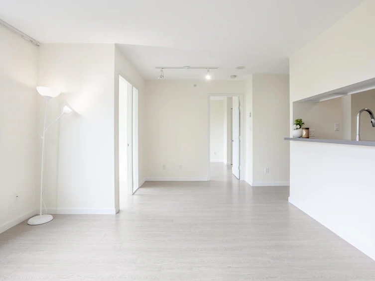408-3520 Crowley Drive, Vancouver, BC, V5R 6G9 - 9