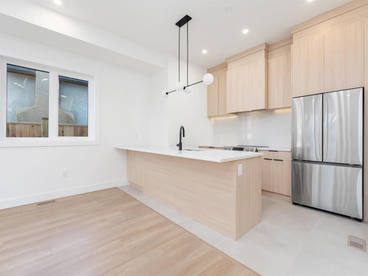 4016 Rupert Street, Vancouver, BC, V5R 2H3 - 6