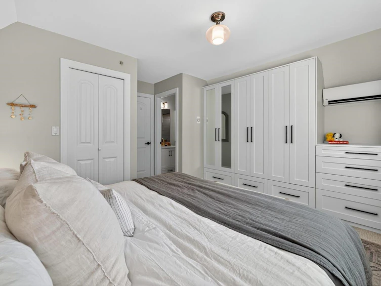 1741 E 15th Avenue, Vancouver, BC, V5N 2G2 - 23