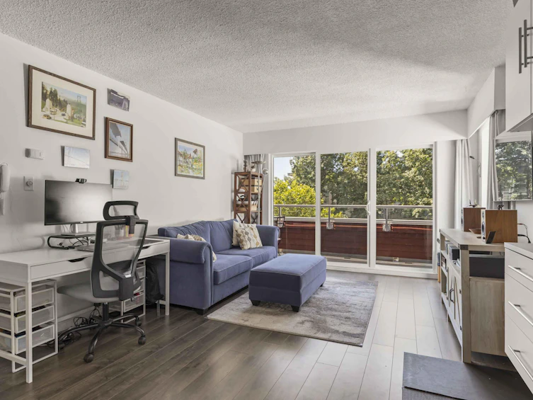 401-250 W 1 Street, North Vancouver, BC, V7M 1B4 - 2